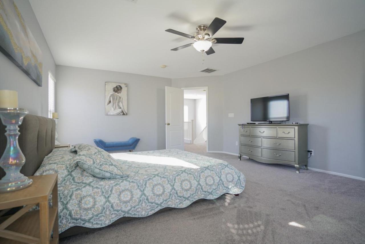 Ultra Modern Las Vegas Home 20Min From The Strip Exteriör bild