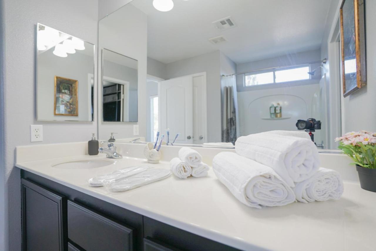 Ultra Modern Las Vegas Home 20Min From The Strip Exteriör bild