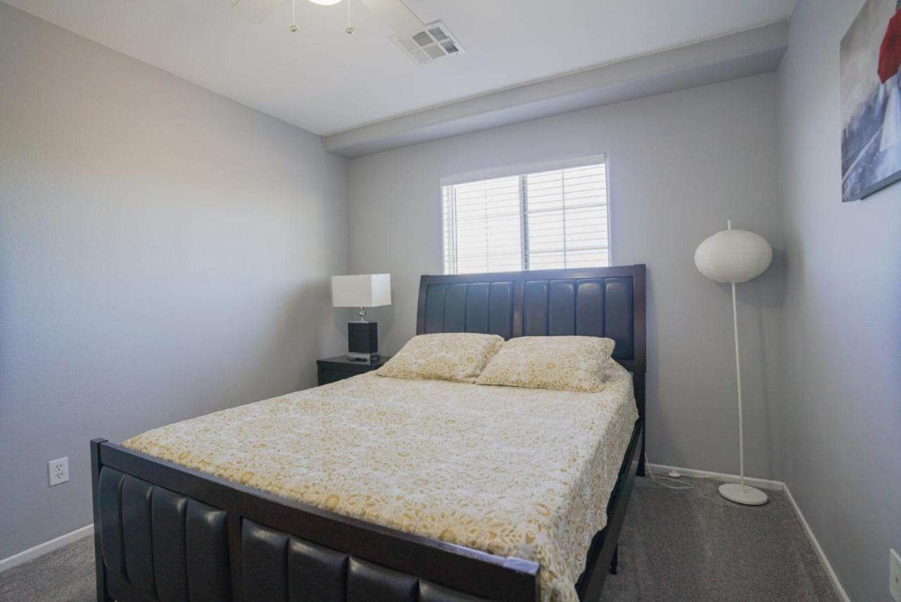 Ultra Modern Las Vegas Home 20Min From The Strip Exteriör bild