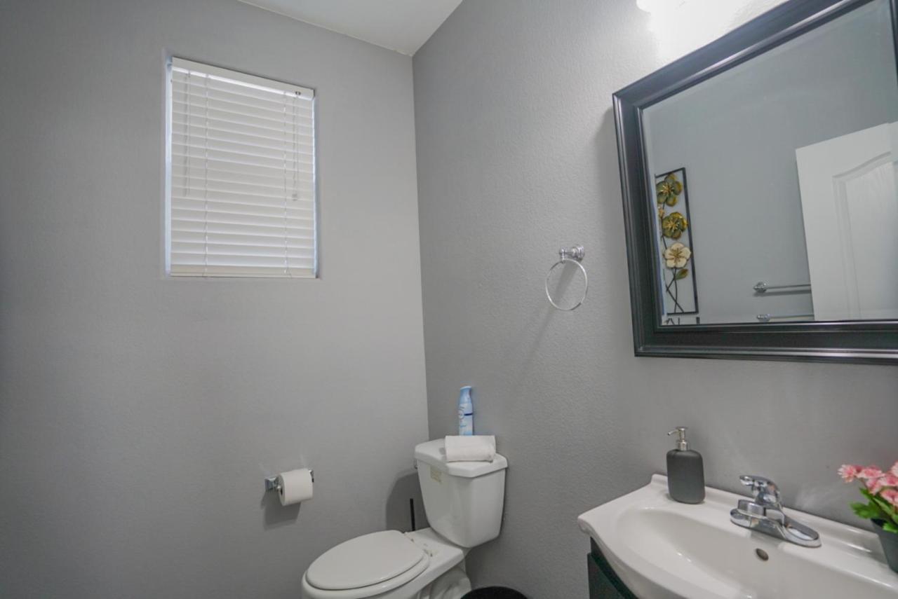 Ultra Modern Las Vegas Home 20Min From The Strip Exteriör bild