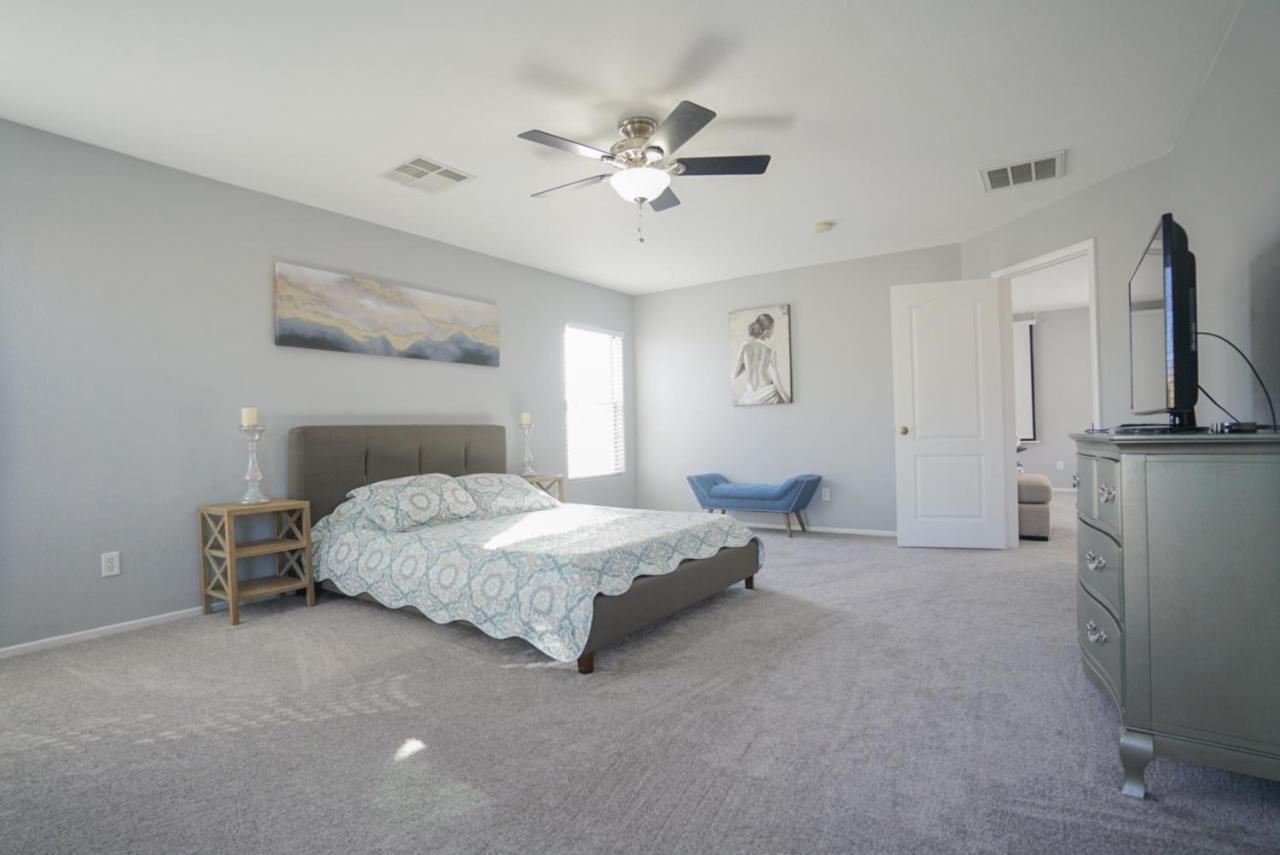 Ultra Modern Las Vegas Home 20Min From The Strip Exteriör bild